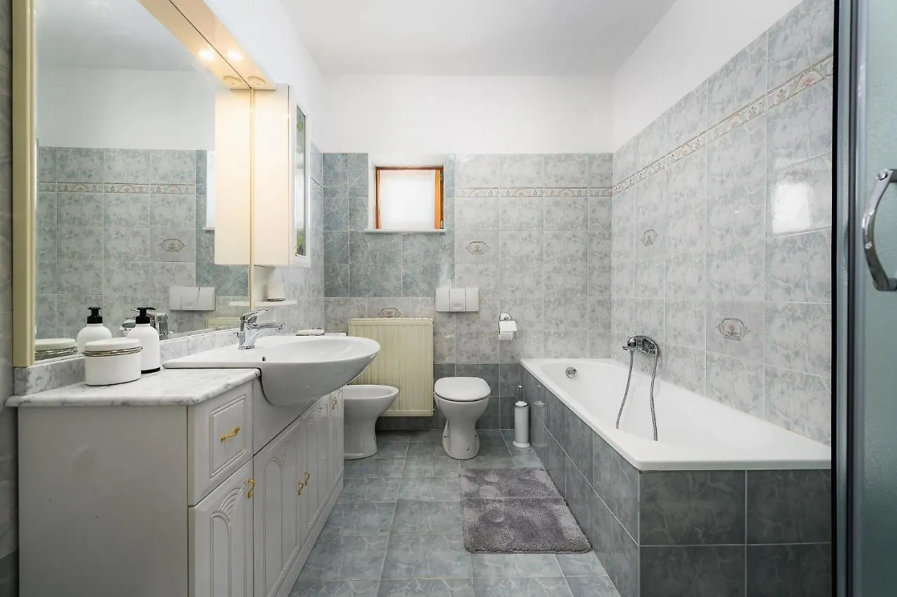 Apartment Paradiz Labin  0*, Labin (Istria)