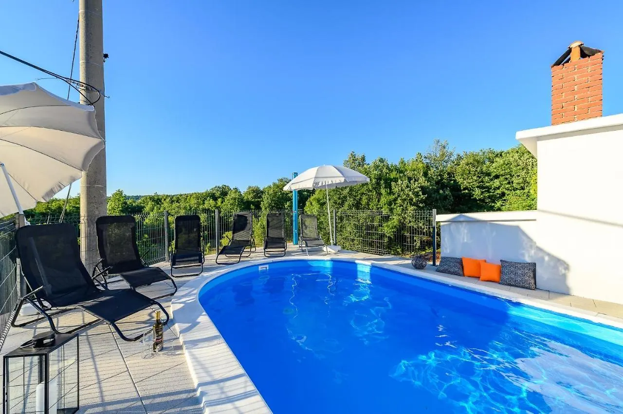 לאבין Apartment Paradiz